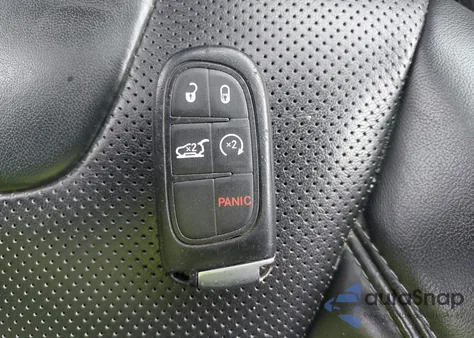 2019 Jeep Cherokee Limited 4X4 from USA, damaged, VIN 1C4PJMDX8KD239429